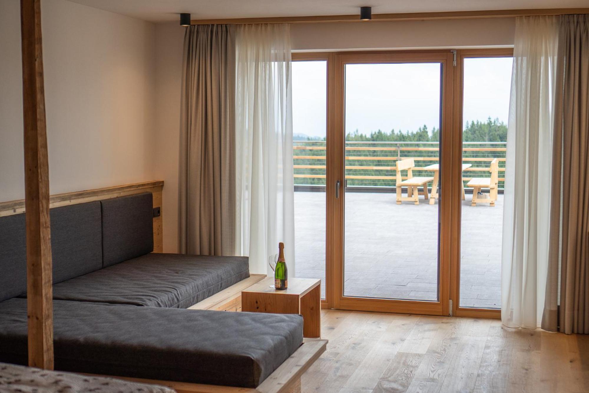 Hotel Lanzenschuster San Genesio Atesino Zewnętrze zdjęcie