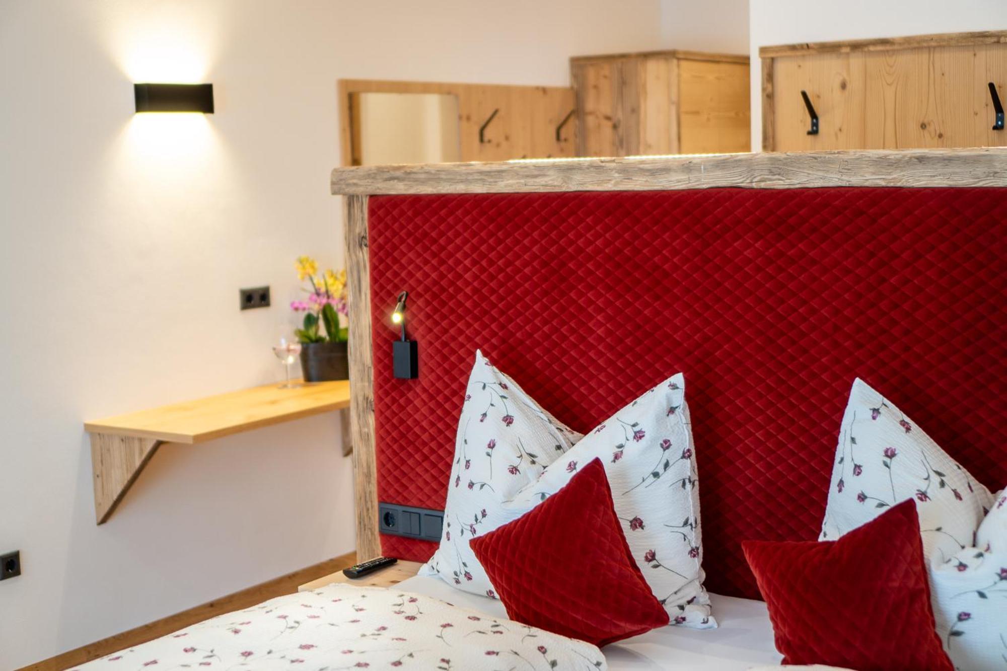 Hotel Lanzenschuster San Genesio Atesino Zewnętrze zdjęcie