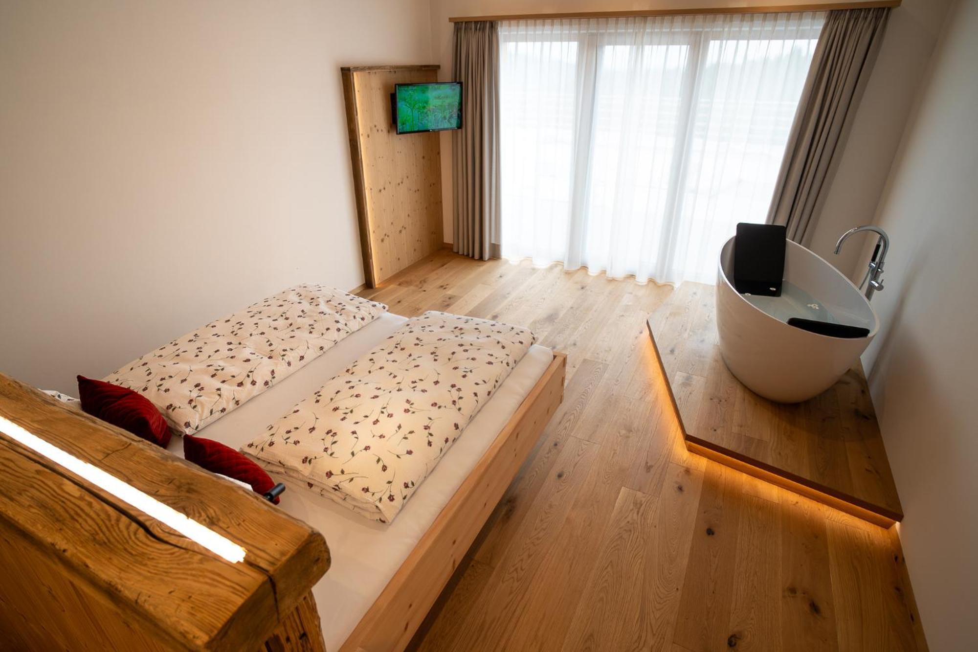 Hotel Lanzenschuster San Genesio Atesino Zewnętrze zdjęcie