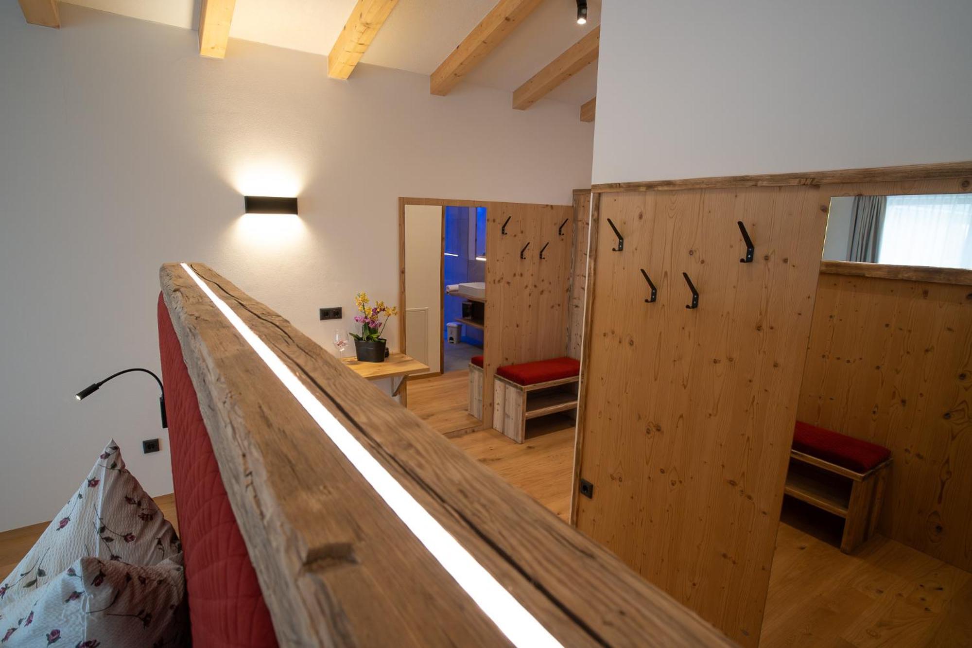 Hotel Lanzenschuster San Genesio Atesino Zewnętrze zdjęcie