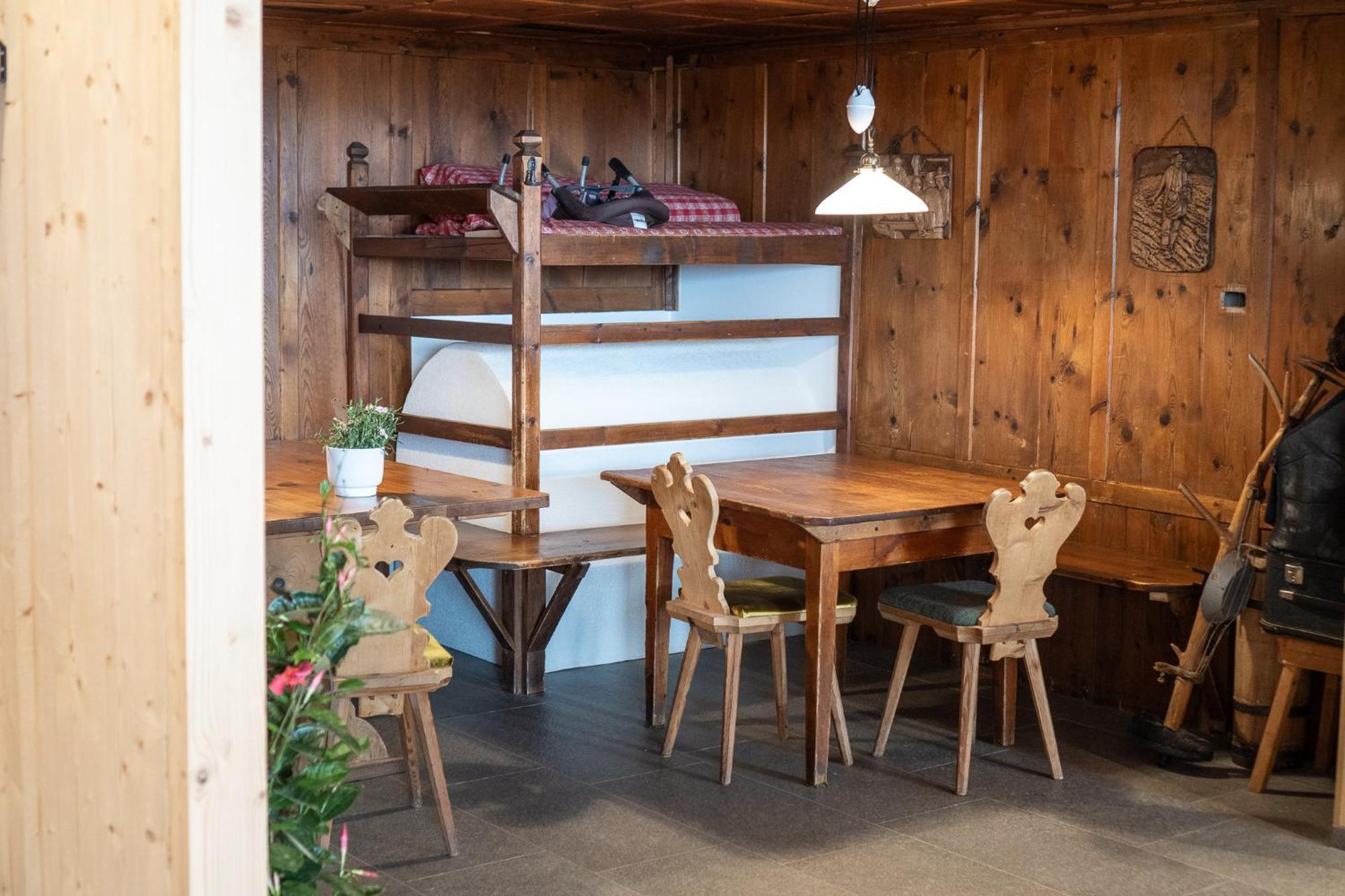 Hotel Lanzenschuster San Genesio Atesino Zewnętrze zdjęcie