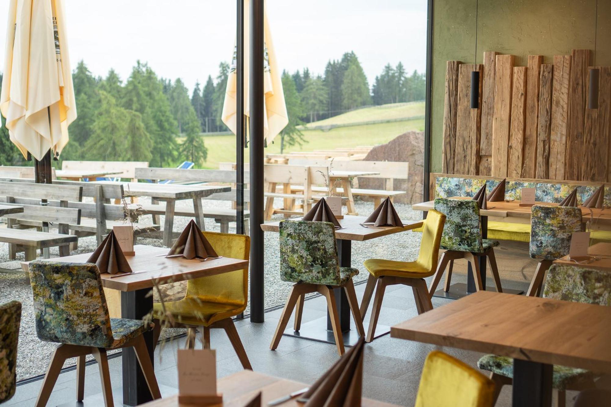 Hotel Lanzenschuster San Genesio Atesino Zewnętrze zdjęcie